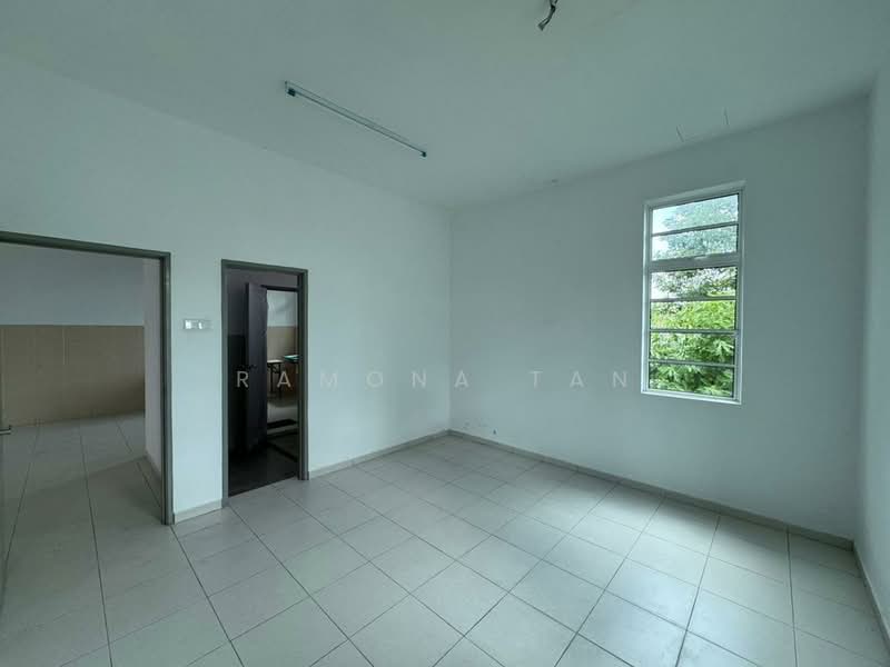 Semi-Detached House for Sale in Pulau Gadong (Klebang) - Ramona Tan - Interior - PropertyGuru.com.my