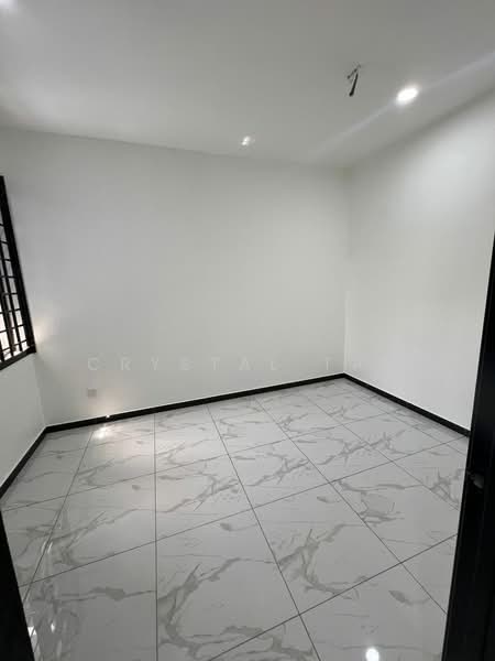 2-storey Terraced House for Sale in Bandar Seri Alam (Masai) - Crystal Tan - Interior - PropertyGuru.com.my