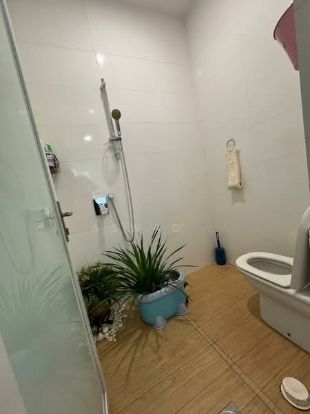 Semi-Detached House for Sale in Tanjung Bungah (Penang) - Aswad . - Bathroom - PropertyGuru.com.my