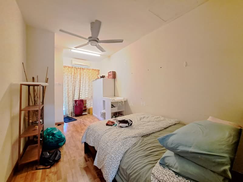 2-storey Terraced House for Sale in Sierra Ukay (Ampang) - Mahirah . - Bedroom - PropertyGuru.com.my