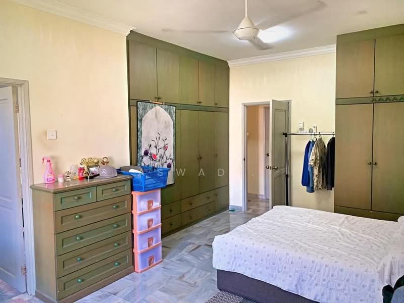 Bungalow for Sale in Penang Golf Resort (Kepala Batas) - Aswad . - Bedroom - PropertyGuru.com.my