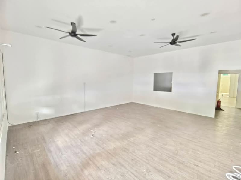 Shop / Office for Rent in Taman Molek (Johor Bahru) - Shela Lim - Interior - PropertyGuru.com.my