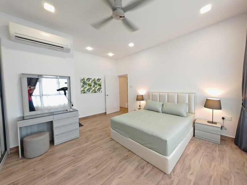 Service Residence for Sale at D'Summit Residences - Claire Lai - Bedroom - PropertyGuru.com.my