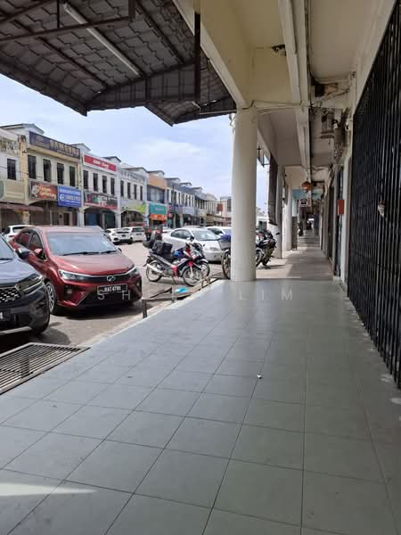 Taman Desa Cemerlang untuk Untuk Dijual - RM 1,800,000, Feb 2026 - Exterior - PropertyGuru.com.my