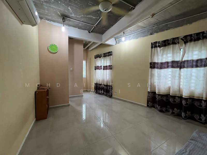 3-storey Terraced House for Sale in Taman Keramat (Ulu Kelang) - Mohd Aizat Saiful Bahri - Interior - PropertyGuru.com.my