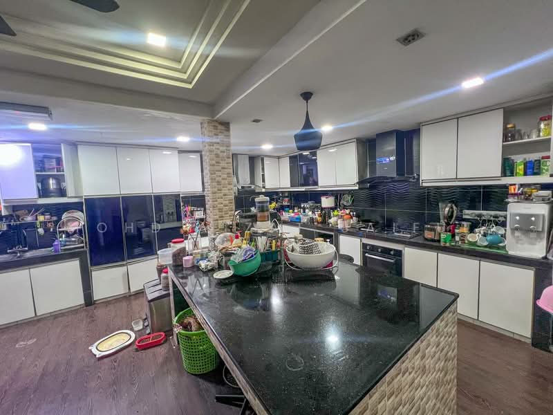 Bungalow for Sale in Ampang (Selangor) - Mohd Aizat Saiful Bahri - Kitchen - PropertyGuru.com.my