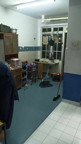 Apartment for Sale at Tanjong Puteri Apartment - MJ Lai - Kitchen - PropertyGuru.com.my