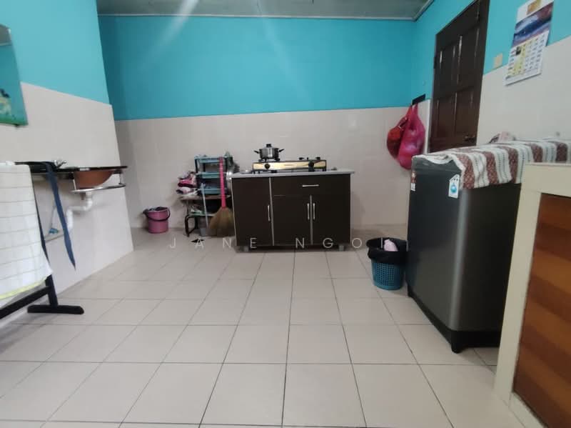 2-storey Terraced House for Sale in Johor Bahru (Johor) - Jane Ngoi - Kitchen - PropertyGuru.com.my