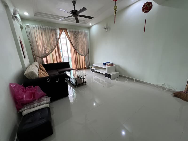 Apartment for Sale at Gambier Heights - Suzanne Ooi - Living Room - PropertyGuru.com.my