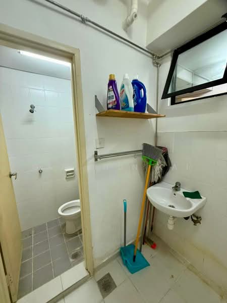 Condominium for Rent at Grand Ocean - Gan Chun Kai - Bathroom - PropertyGuru.com.my