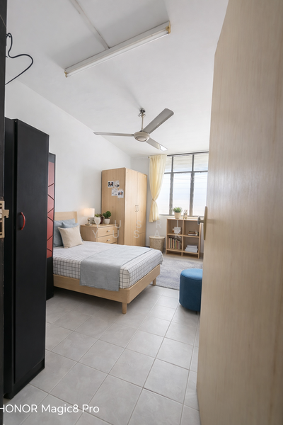 Flat for Sale at Taman Putri Kulai - Yusri Yusak - Bedroom - PropertyGuru.com.my