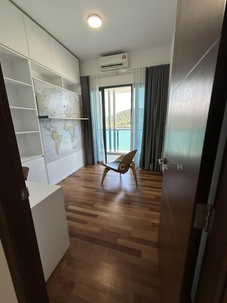 Condominium for Sale at Queens Residences Q1 @ Queens Waterfront - Ginas Cheah - Study - PropertyGuru.com.my