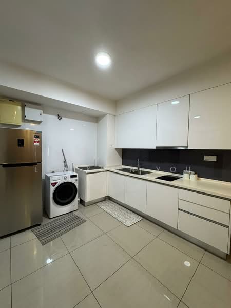 Eclipse Residence @ Pan'gaea untuk Untuk Disewa - RM 1,700 /bulan, Feb 2026 - Kitchen - PropertyGuru.com.my