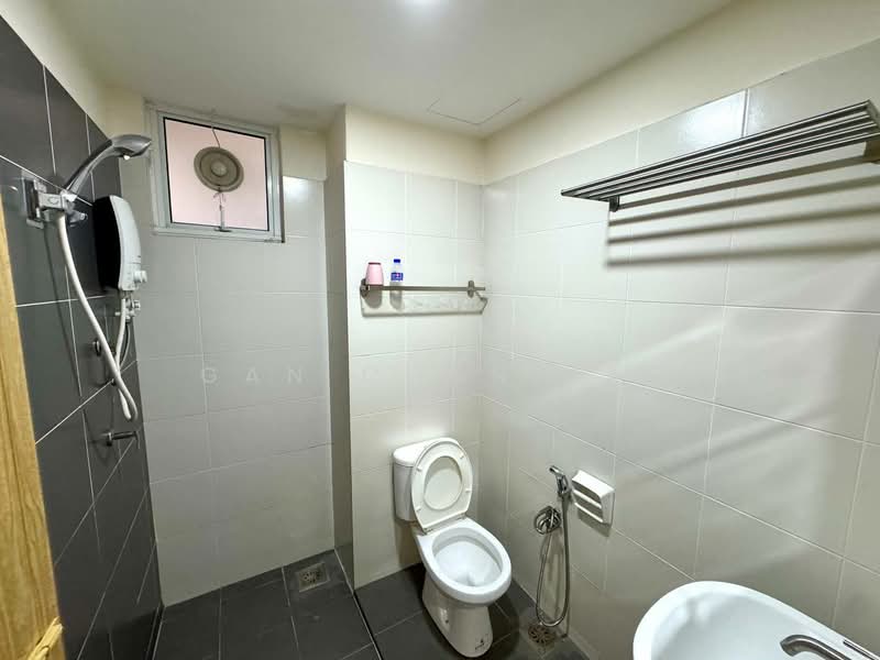 3 Residence untuk Untuk Disewa - RM 2,800 /bulan, Feb 2026 - Bathroom - PropertyGuru.com.my