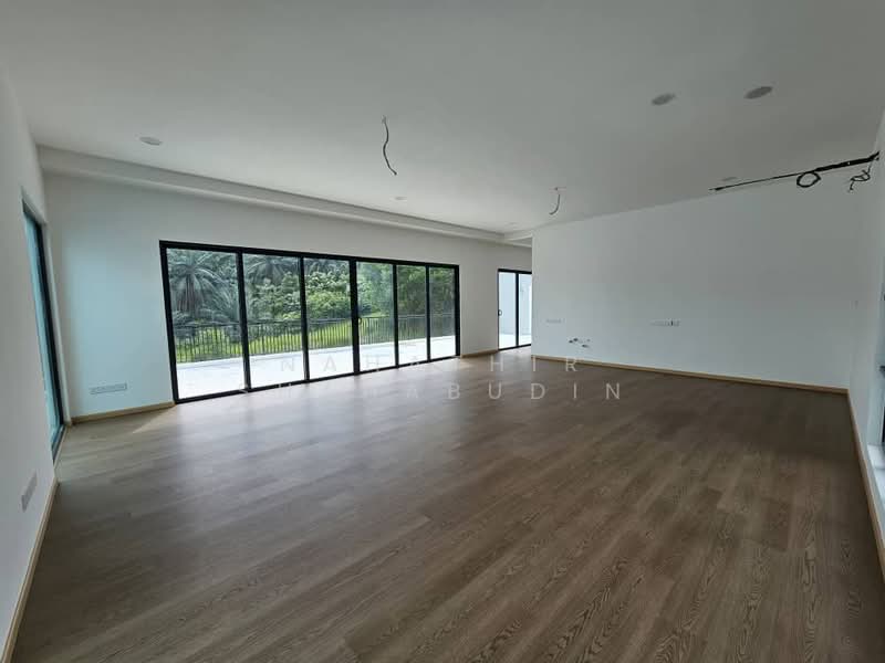 Bungalow for Sale in Bukit Jelutong (Shah Alam) - Nahathir Shahabudin - Living Room - PropertyGuru.com.my