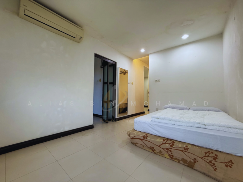 2-storey Terraced House for Sale in Kampung Tok Adis (Kuala Ibai) - Alias Bin Mohamad - Bedroom - PropertyGuru.com.my