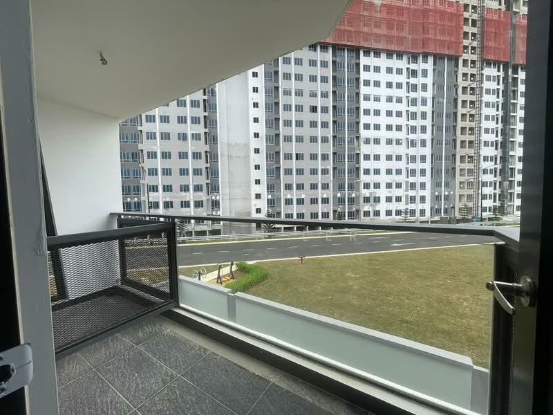 2-storey Terraced House for Sale in Taman Mount Austin (Tebrau) - Alan Ler - Balcony - PropertyGuru.com.my