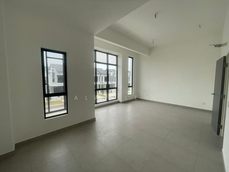 2-storey Terraced House for Sale in Taman Mount Austin (Tebrau) - Alan Ler - Living Room - PropertyGuru.com.my