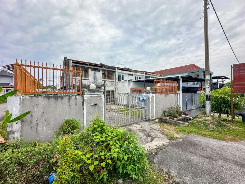 2-storey Terraced House for Sale in Taman Keramat (Ulu Kelang) - Azli Ibrahim - Exterior - PropertyGuru.com.my