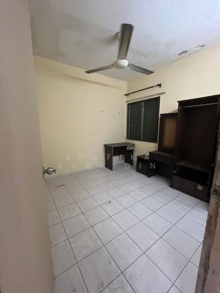 Apartment for Sale at Kasturi - Shafika Shahidin - Bedroom - PropertyGuru.com.my