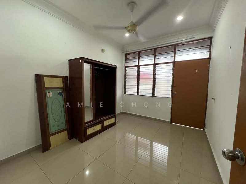 2-storey Terraced House for Sale in Taman Pengkalan Barat (Ipoh) - Amie Chong - Bedroom - PropertyGuru.com.my