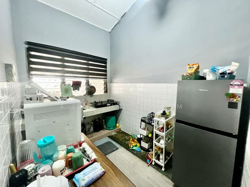1-storey Terraced House for Sale in Taman Melawati (Ulu Kelang) - Azli Ibrahim - Kitchen - PropertyGuru.com.my