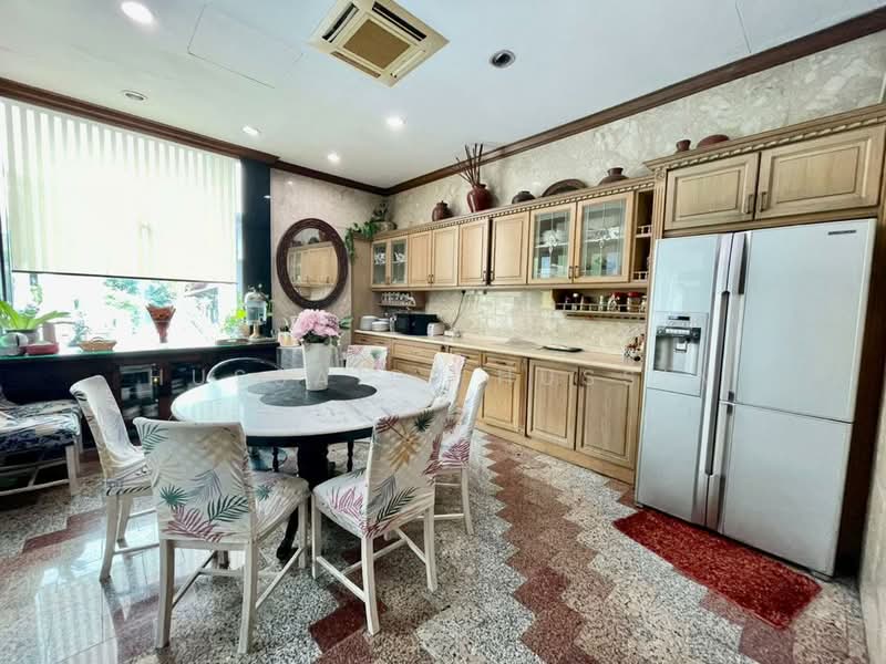 Country Heights Kajang untuk Untuk Dijual - RM 9,500,000, Feb 2026 - Kitchen - PropertyGuru.com.my