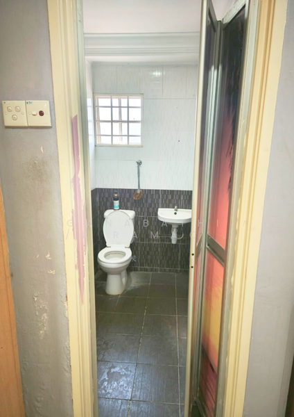 kajang utama taman bukit mewah untuk Untuk Dijual - RM 635,000, Feb 2026 - Bathroom - PropertyGuru.com.my