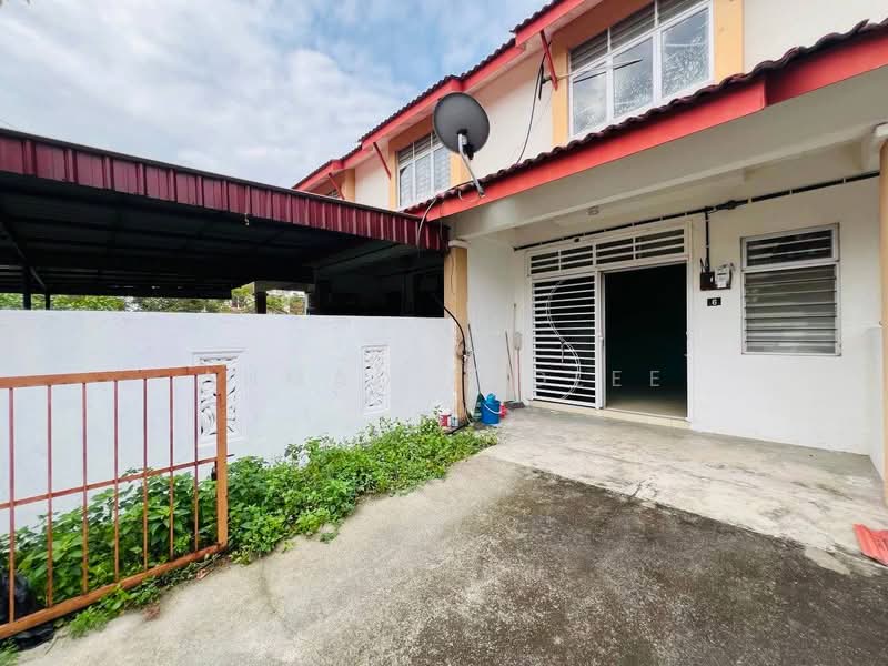 2-storey Terraced House for Sale in Sepang (Selangor) - Ahmad Fadlee - PropertyGuru.com.my