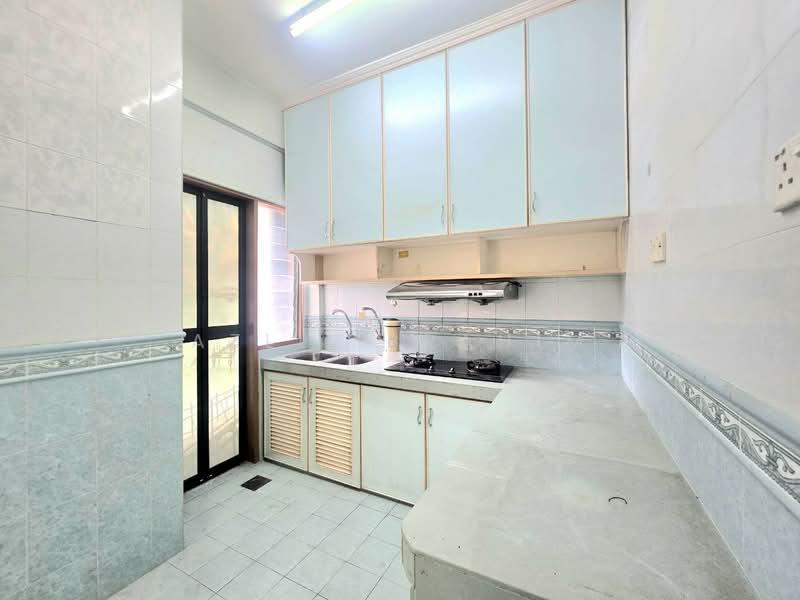 Kenari Court untuk Untuk Dijual - RM 295,000, Feb 2026 - Kitchen - PropertyGuru.com.my