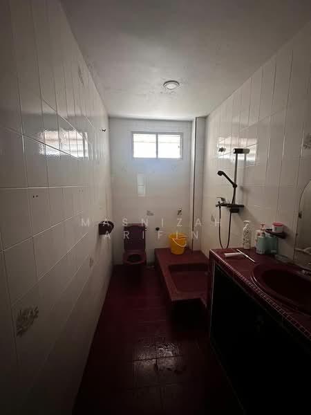 1.5-storey Terraced House for Sale in Taman Cheras Utama (Cheras) - Masnizah Arifin - Bathroom - PropertyGuru.com.my