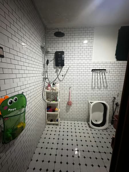 1.5-storey Terraced House for Sale in Taman Cheras Utama (Cheras) - Masnizah Arifin - Bathroom - PropertyGuru.com.my