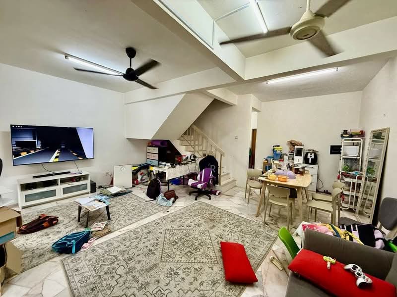 Taman Universiti untuk Untuk Dijual - RM 499,000, Feb 2026 - Living Room - PropertyGuru.com.my