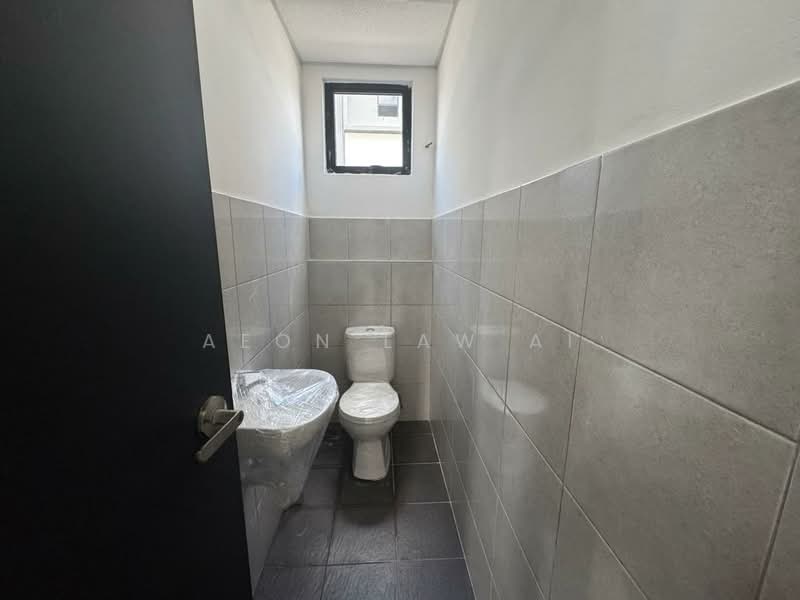 Palmera light industrial Bukit Minyak Asas Jaya Permatang Tinggi untuk Untuk Disewa - RM 10,000 /bulan, Feb 2026 - Bathroom - PropertyGuru.com.my