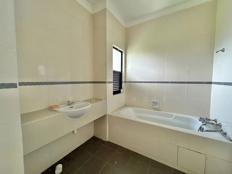 Bungalow for Sale in Taman Prima Saujana (Kajang) - Abdul Qadir - PropertyGuru.com.my