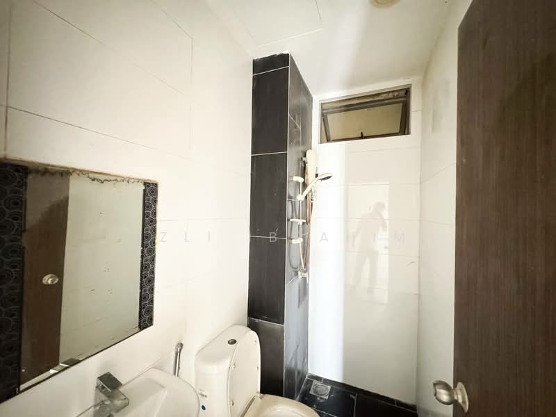 Seasons Garden Residences untuk Untuk Dijual - RM 400,000, Mac 2026 - Bathroom - PropertyGuru.com.my