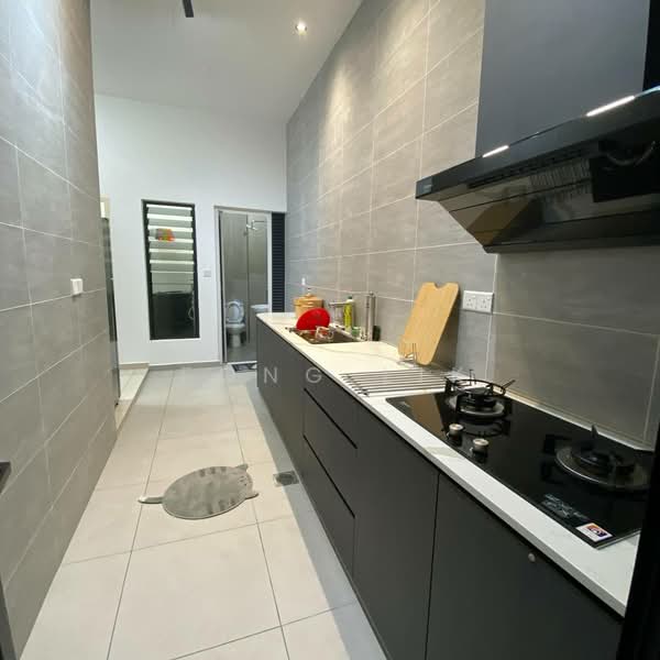 Cluster House for Sale in Taman Desa Tebrau (Tebrau) - Fong Lik - Kitchen - PropertyGuru.com.my