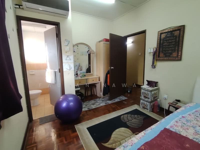 2-storey Terraced House for Sale in Semenyih (Selangor) - Fauran Nawawi - PropertyGuru.com.my