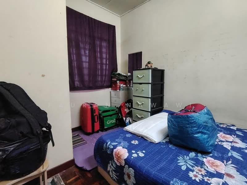 2-storey Terraced House for Sale in Semenyih (Selangor) - Fauran Nawawi - PropertyGuru.com.my