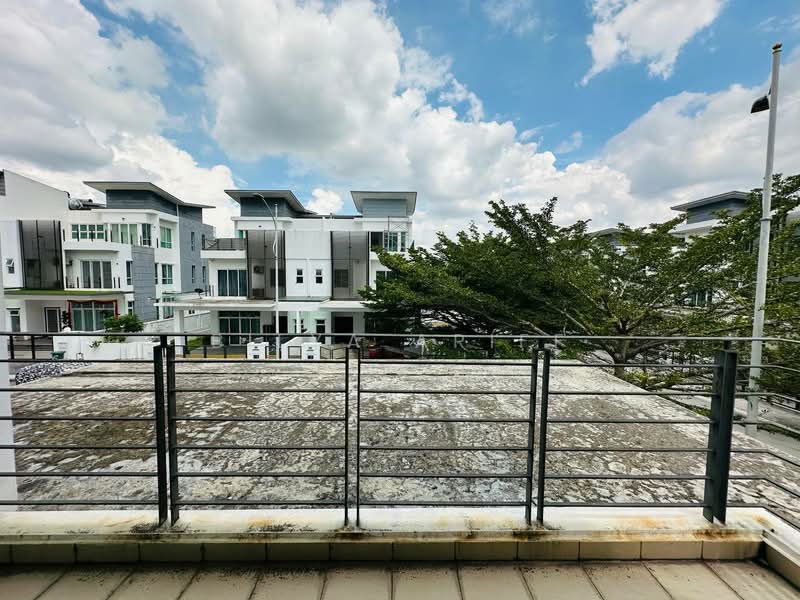 Semi-Detached House for Sale in Taman Suria Villa (Kajang) - BILYA ARIFF - Exterior - PropertyGuru.com.my