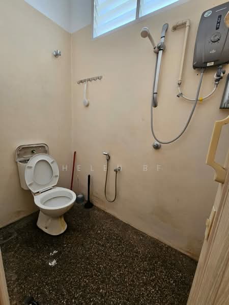 Shop for Sale in Taman Kota Laksamana (Melaka City) - Helen BF - Bathroom - PropertyGuru.com.my