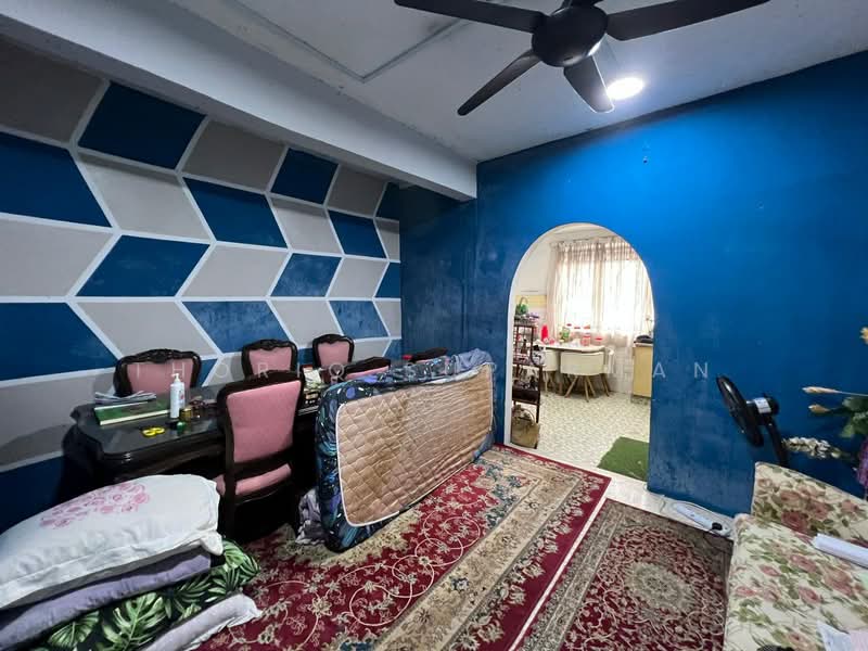 2-storey Terraced House for Sale in Taman Keramat (Ulu Kelang) - Thoriq Suparman - Living Room - PropertyGuru.com.my