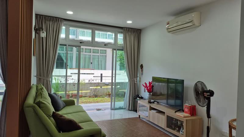 Townhouse for Sale in Taman Sutera Utama (Skudai) - Shilee . - Living Room - PropertyGuru.com.my