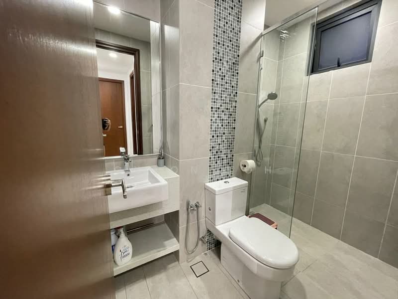 Queens Residences Q2 @ Queens Waterfront untuk Untuk Disewa - RM 4,500 /bulan, Apr 2026 - Bathroom - PropertyGuru.com.my
