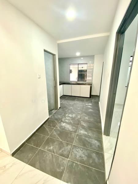 Taman Universiti untuk Untuk Dijual - RM 409,000, Mac 2026 - Kitchen - PropertyGuru.com.my