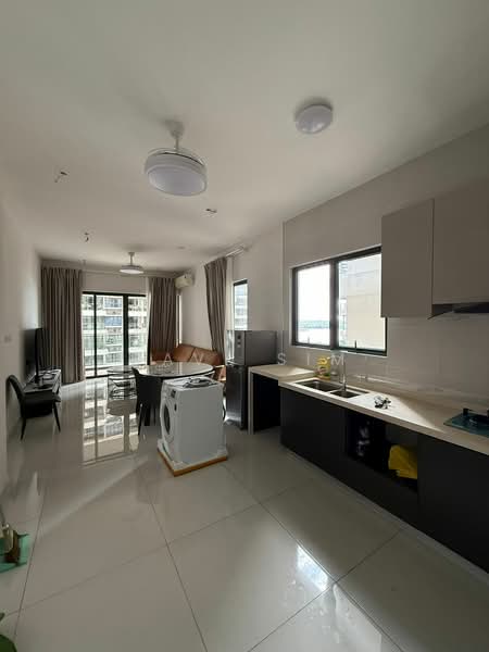 Condominium for Rent at Kings Bay @ Country Garden Danga Bay - Dave Sim - Living Room - PropertyGuru.com.my