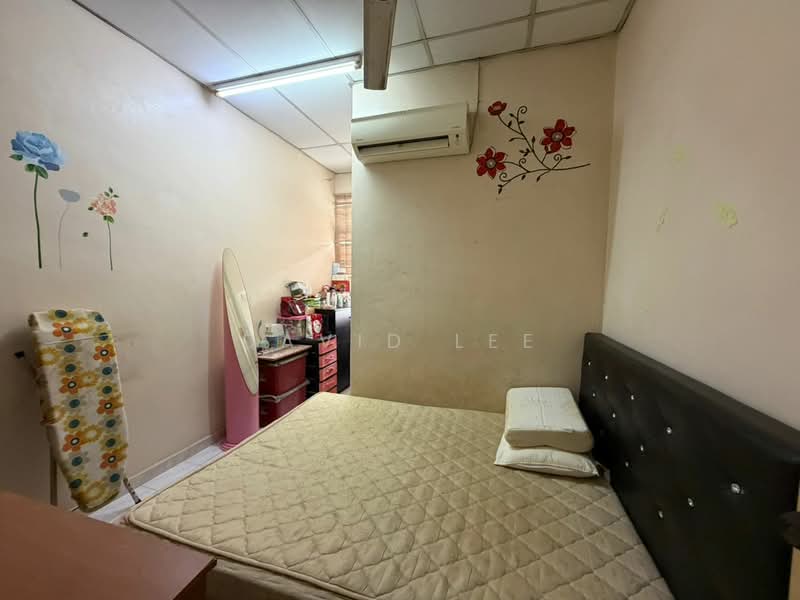 2-storey Terraced House for Sale in Taman Sungai Bakap (Sungai Bakap) - David Lee - Bedroom - PropertyGuru.com.my