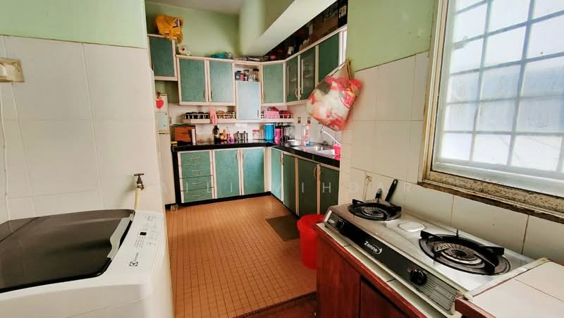 Condominium for Sale at Gardenia Court - Laili Mihdar - Kitchen - PropertyGuru.com.my