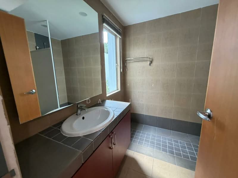 Rumah Banglo untuk Disewa di Bukit Bandaraya (Bangsar) - Dan Lo - Bathroom - PropertyGuru.com.my