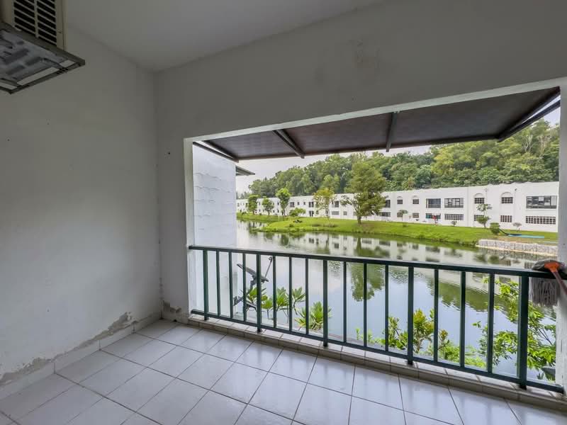 Townhouse for Sale in Country Heights (Kajang) - Afiqah . - Balcony - PropertyGuru.com.my